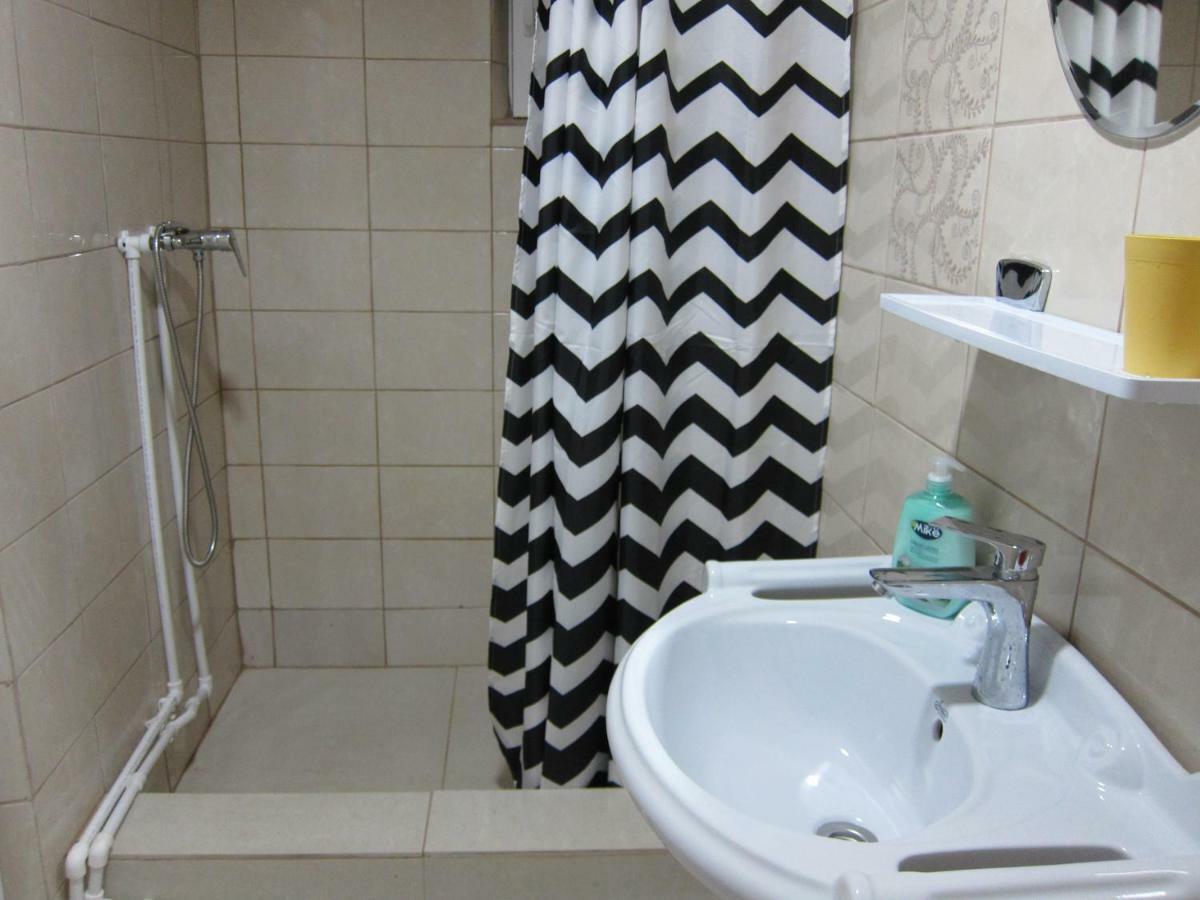 Casa Gherghisan Hotel Costinesti Luaran gambar