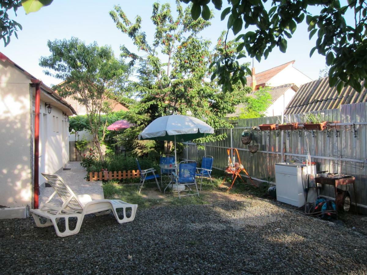 Casa Gherghisan Hotel Costinesti Luaran gambar