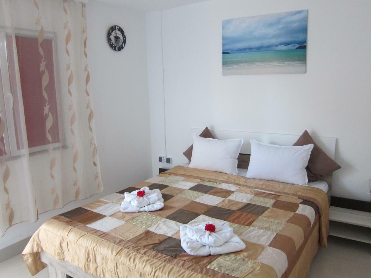 Casa Gherghisan Hotel Costinesti Luaran gambar